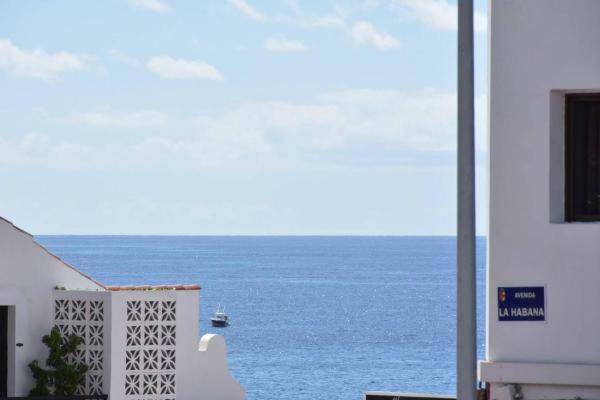 Luxury Apartment Cristianos Beachfront لوس كريستيانوس المظهر الخارجي الصورة